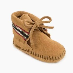 MINNETONKA® Infant Braid Bootie NWOB